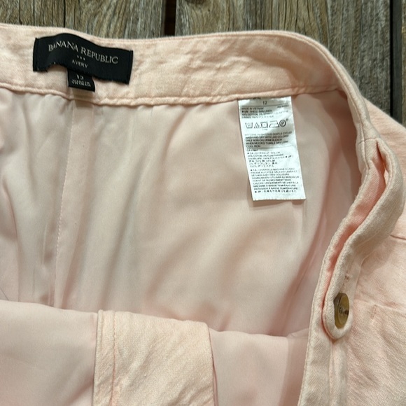 Banana republic Avery linen pants. Size 12. Blush color. - Picture 4 of 9